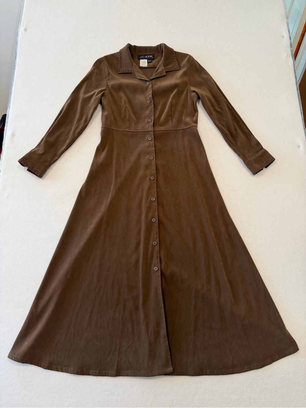 J.G. Hook Women’s Petite 6P Brown Velour Long Sleeve Button Front Shirt Dress
